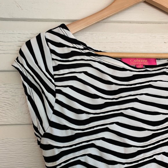 Catherine Malandrino Ruched Dress - Picture 3 of 7